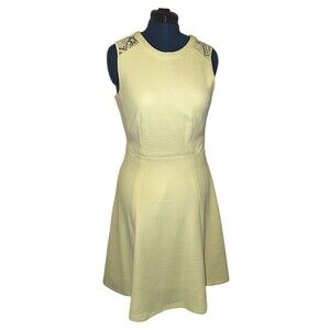 NWT Sharagano Womens Size 10 Yellow A-Line Dress Sleeveless Crochet Lace M